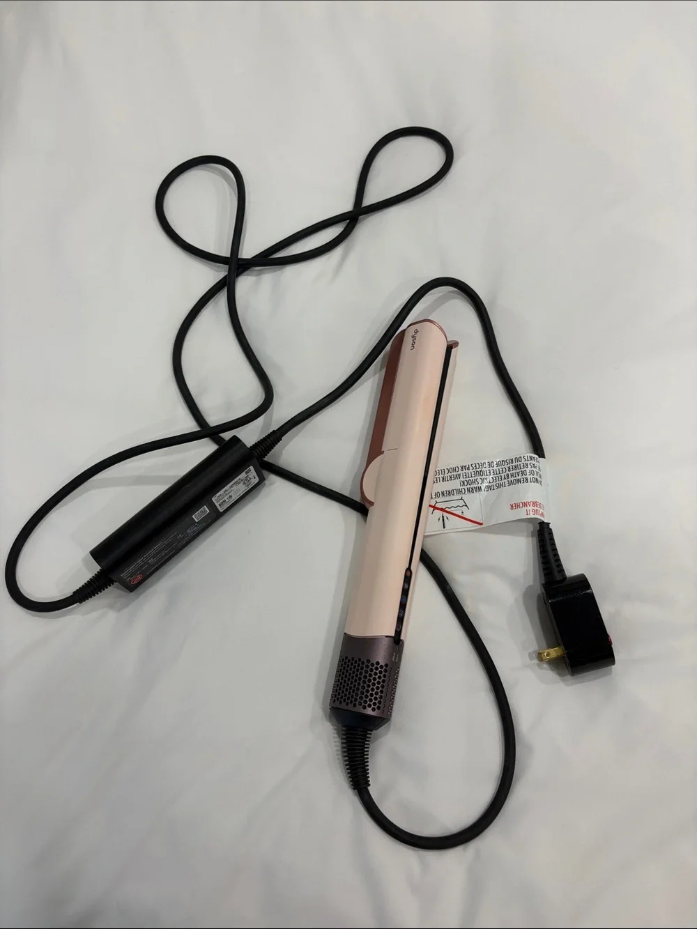 Dyson Airstrait™ dryer and straightener (Ceramic Pink/Rose Gold)